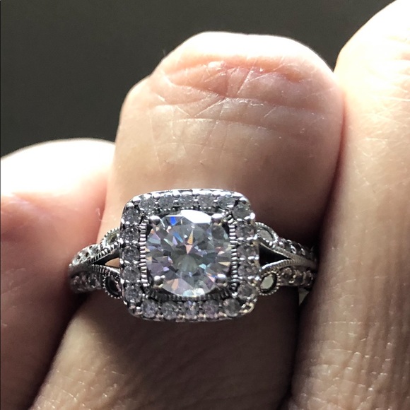 QVC Vintage style sterling silver CZ ring - Picture 7 of 7